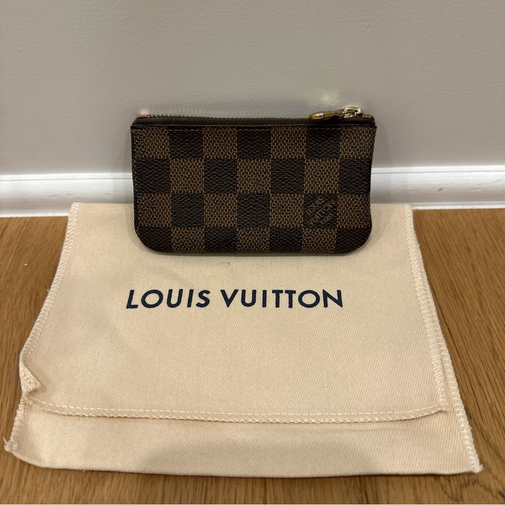 Authentic Louis Vuitton Damier Ebene Cles Coin Purse/ Key Pouch vintage